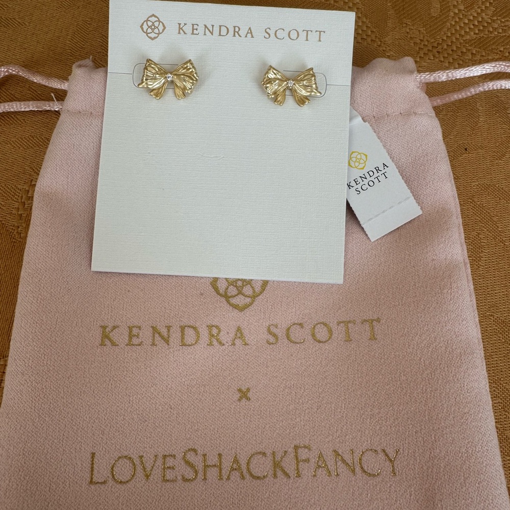 LoveShackFancy x Kendra Scott Bow Earrings